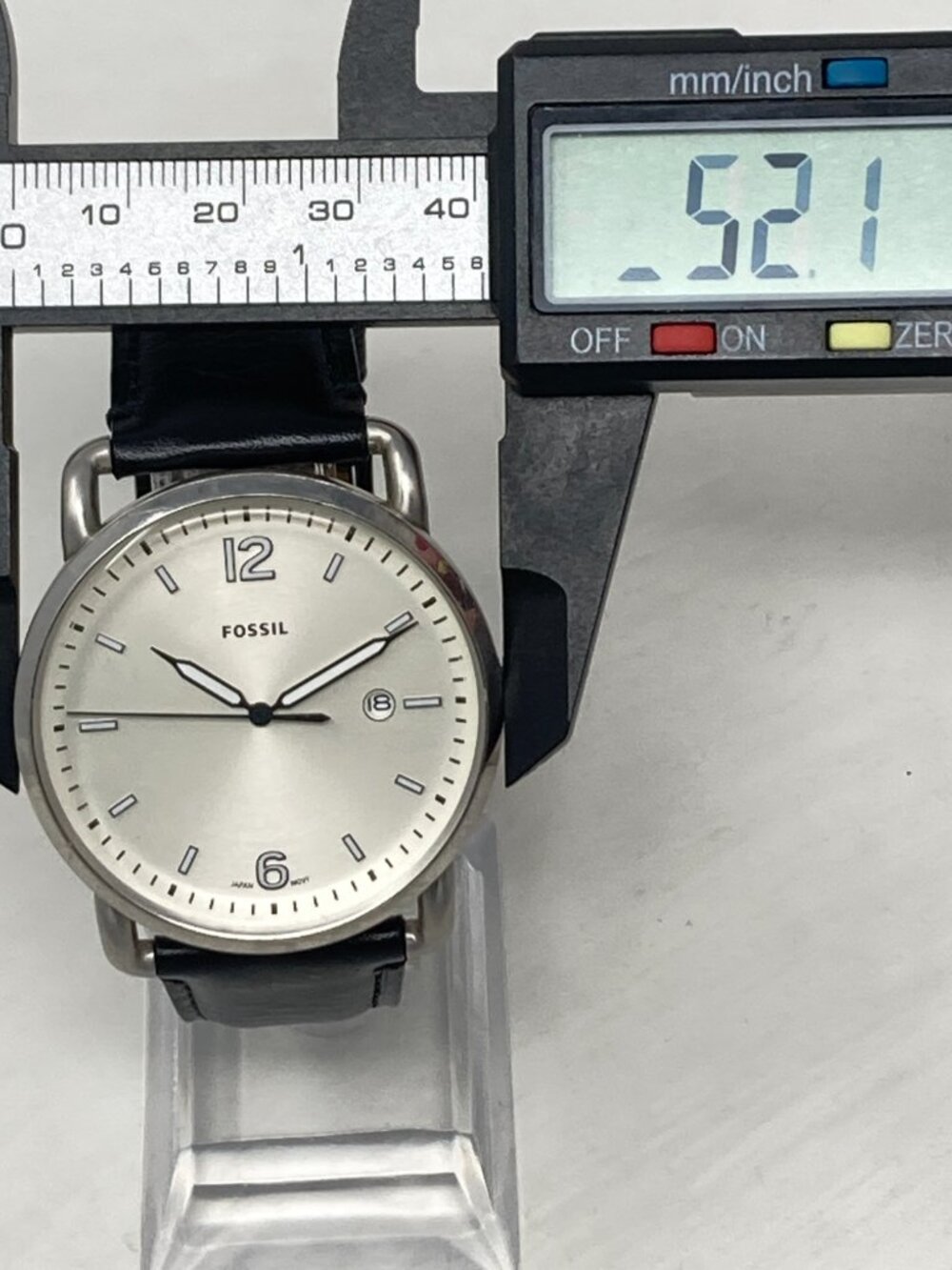 Fossil Commuter Mens Watch 52mm Silver Tone Date Black Leather New Battery - Picture 9 of 15